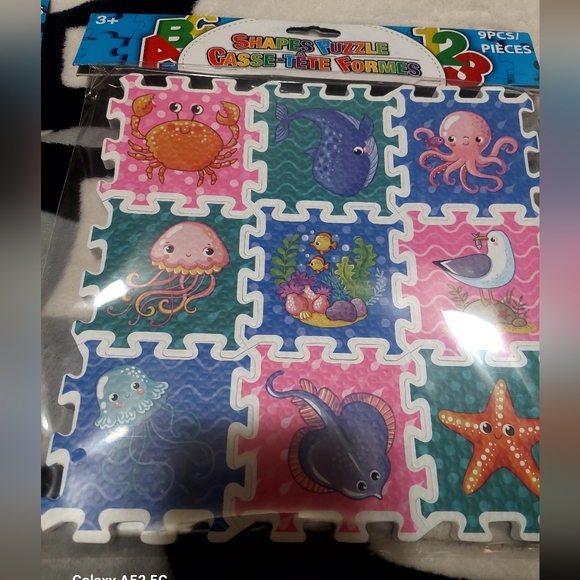 2 foam puzzles - Picture 4 of 4